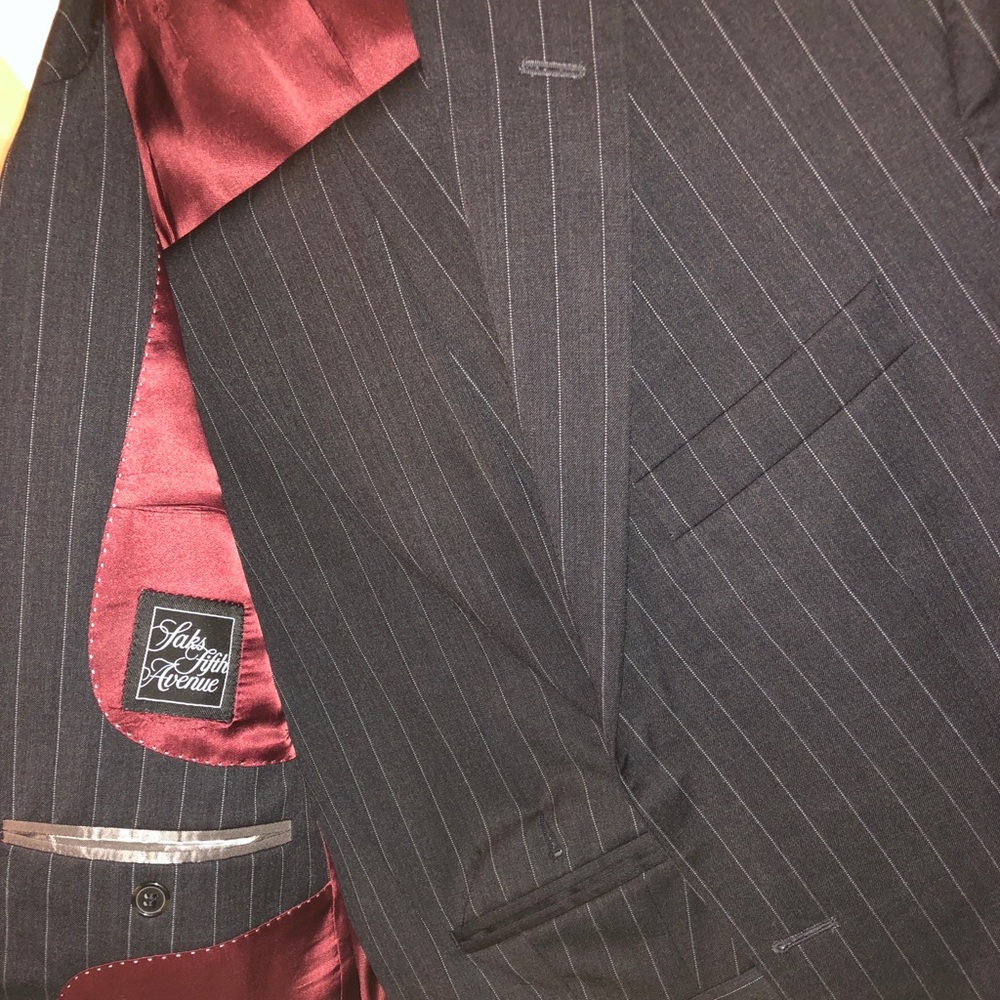 Saks 5th mens suit